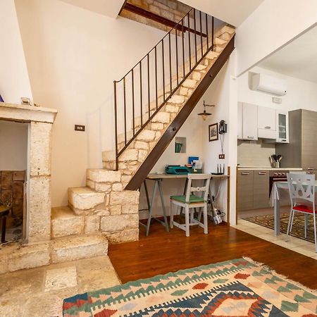Antiche Mura Apartments "Nel Cuore Della Puglia"Bivani, Cucina, Terrazzo Turi Eksteriør billede