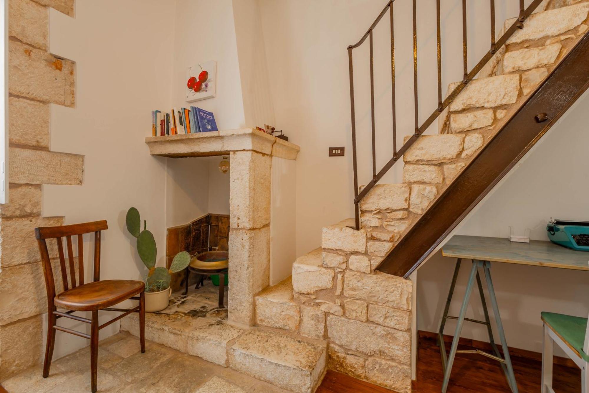 Antiche Mura Apartments "Nel Cuore Della Puglia"Bivani, Cucina, Terrazzo Turi Eksteriør billede