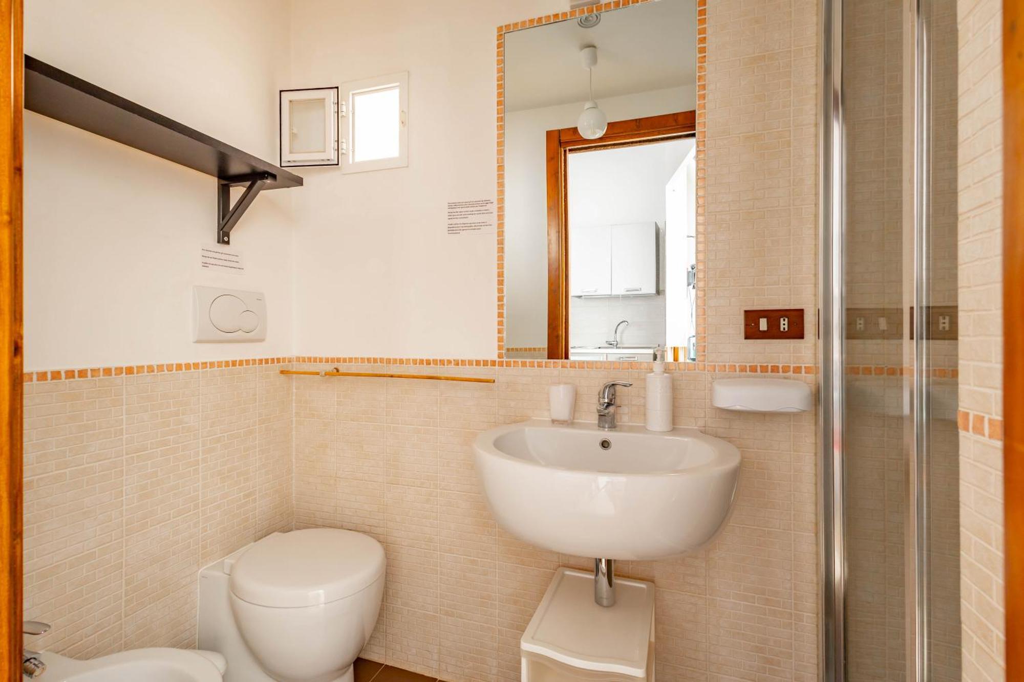 Antiche Mura Apartments "Nel Cuore Della Puglia"Bivani, Cucina, Terrazzo Turi Eksteriør billede